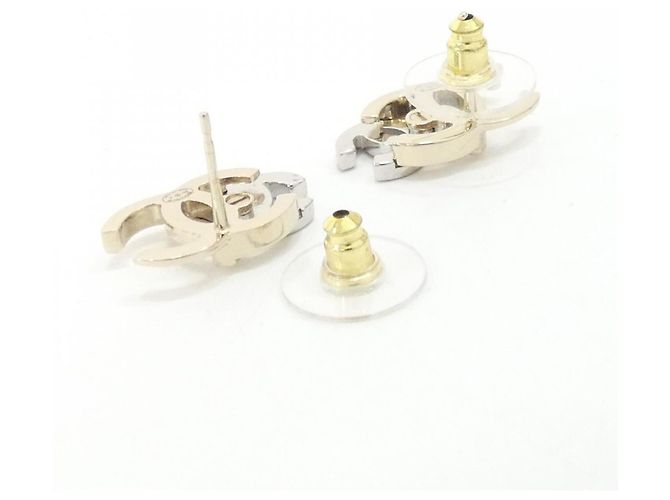Brincos de pino Chanel AB6426 Prata Dourado - vista 3