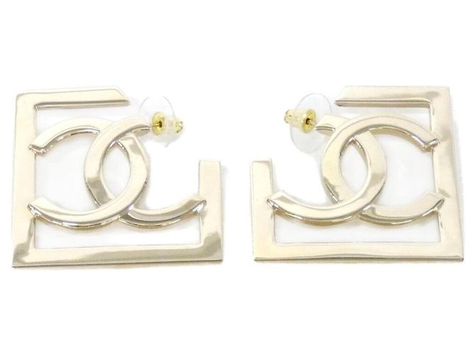 Orecchini a lobo Chanel Gold D'oro - vista 3