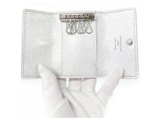 Louis Vuitton Monogram Empreinte Multicles M26508 Porte-clés Argenté - vue 4