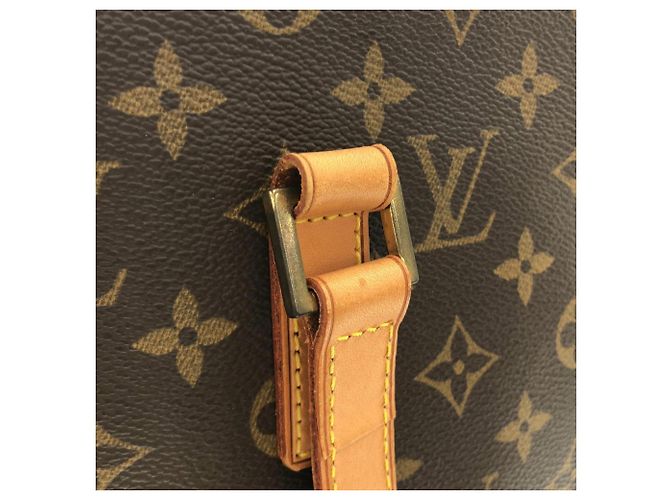 Bolsa Louis Vuitton Monogram Vavin GM Marrom - vista 3