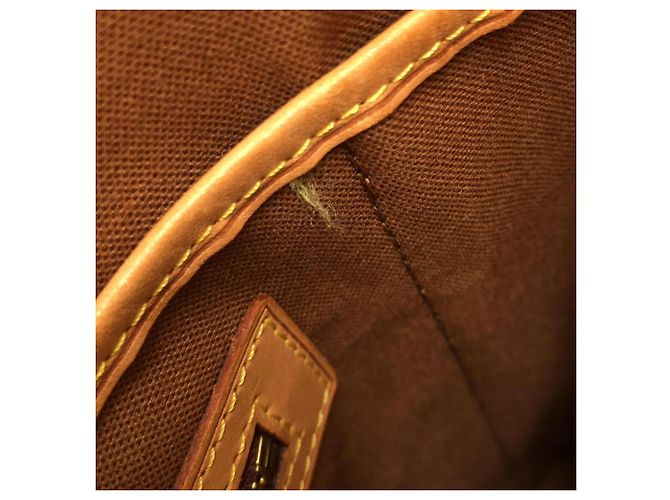 Bolsa Louis Vuitton Monogram Vavin GM Marrom - vista 7