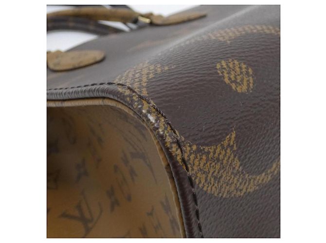 Sac à main Louis Vuitton Monogram Giant OnTheGo MM Marron - vue 3