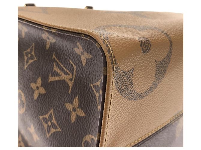 Borsa Louis Vuitton Monogram Giant OnTheGo MM Marrone - vista 3