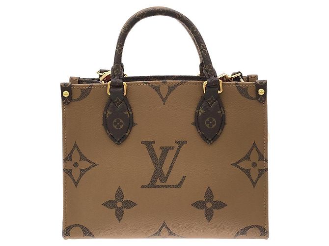 Bolso Louis Vuitton Monogram Giant OnTheGo PM Castaño - vista 2