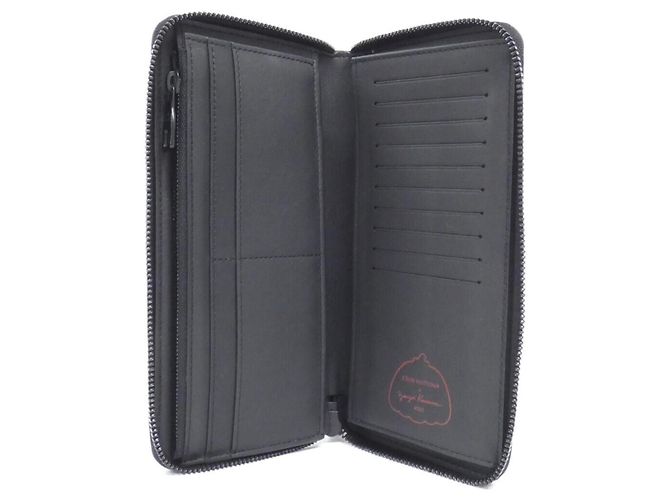 Louis Vuitton Taurillon Zippy Wallet Black - view 6