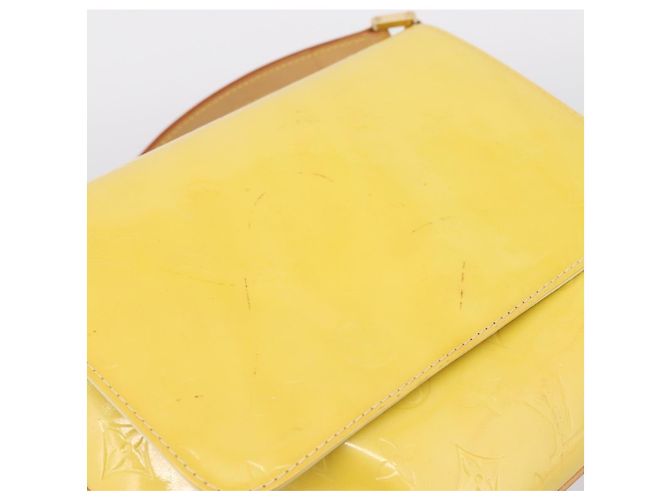 LOUIS VUITTON Monogram Vernis Thompson Street Bag Lime Yellow M91071 Auth 206612 D'oro - vista 10
