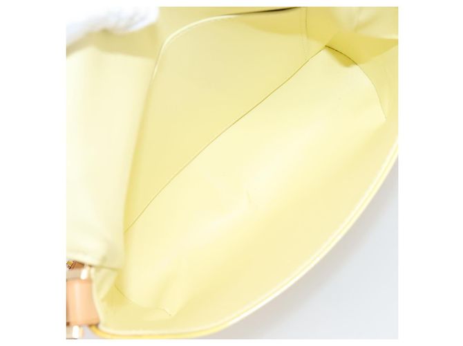 LOUIS VUITTON Monogram Vernis Thompson Street Bag Lime Yellow M91071 Auth 206612 D'oro - vista 11