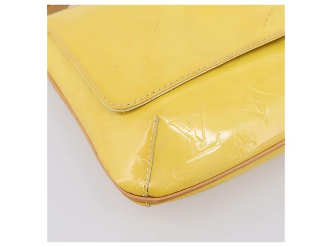 LOUIS VUITTON Monogram Vernis Thompson Street Bag Lime Yellow M91071 Auth 206612 D'oro - vista 15