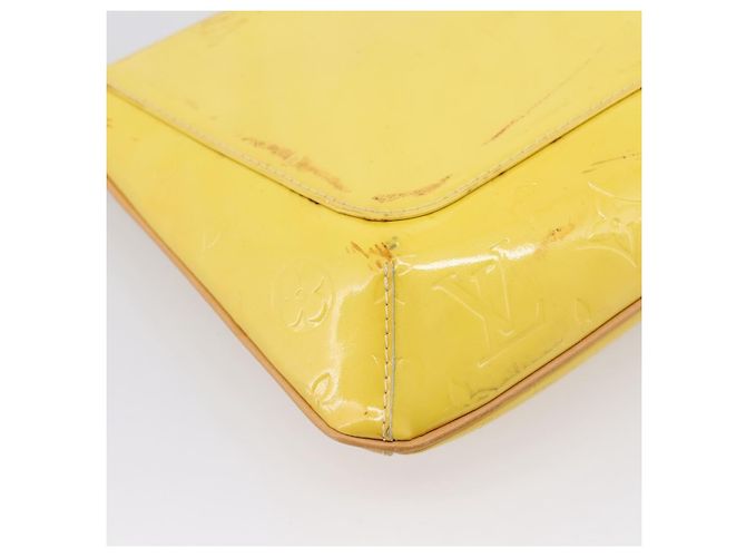 LOUIS VUITTON Monogram Vernis Thompson Street Bag Lime Yellow M91071 Auth 206612 D'oro - vista 17