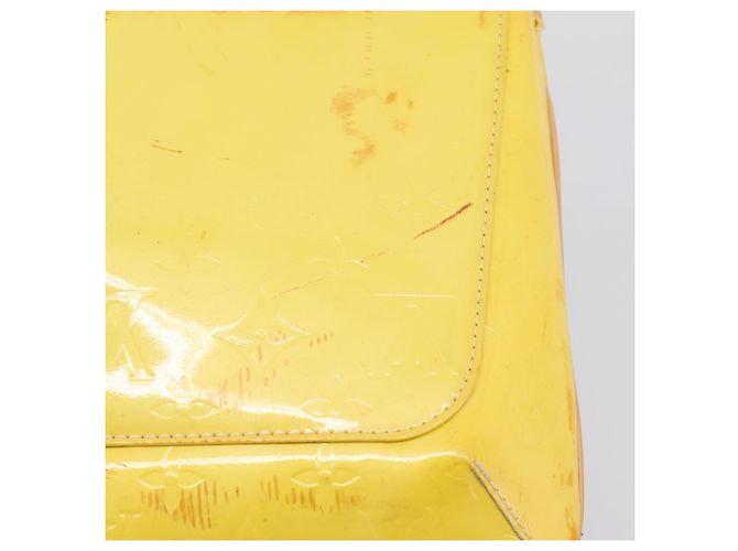 LOUIS VUITTON Monogram Vernis Thompson Street Bag Lime Yellow M91071 Auth 206612 D'oro - vista 19