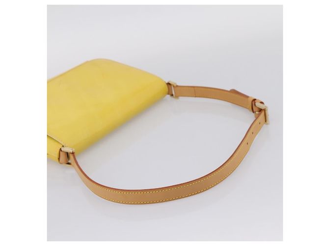 LOUIS VUITTON Monogram Vernis Thompson Street Bag Lime Yellow M91071 Auth 206612 D'oro - vista 7