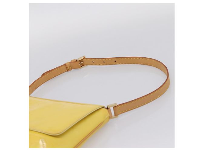 LOUIS VUITTON Monogram Vernis Thompson Street Bag Lime Yellow M91071 Auth 206612 D'oro - vista 8