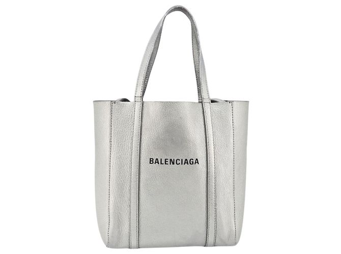 Borsa Balenciaga Everyday Tote XXS in pelle 2way Argento 551815 Auth bs37460 - vista 13