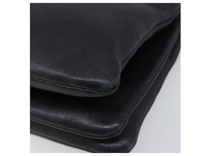 Céline Bolsa de Ombro CELINE Trio em Couro Preto e Ouro Auth 206031 Dourado - vista 15