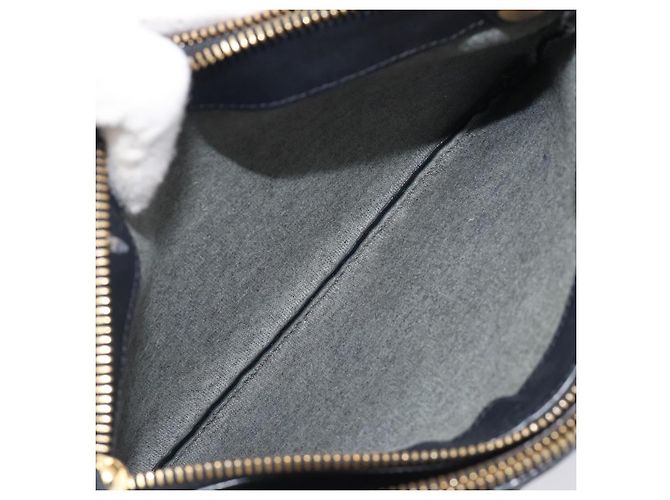 Céline Bolsa de Ombro CELINE Trio em Couro Preto e Ouro Auth 206031 Dourado - vista 24