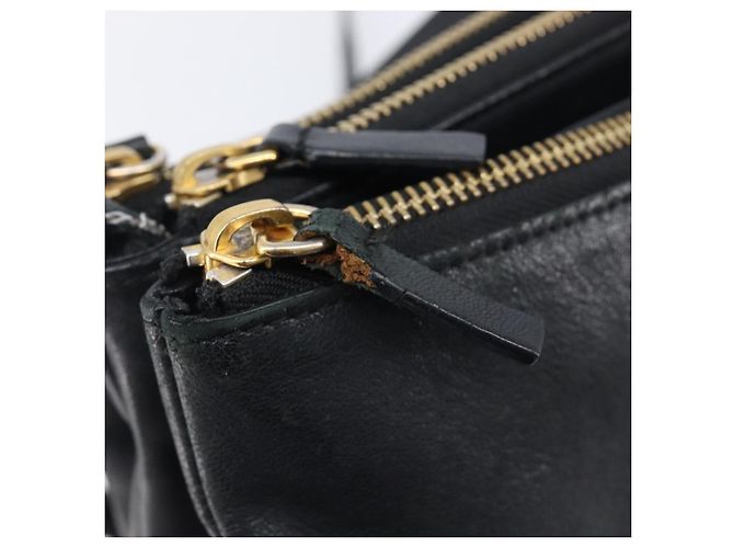 Céline Bolsa de Ombro CELINE Trio em Couro Preto e Ouro Auth 206031 Dourado - vista 9