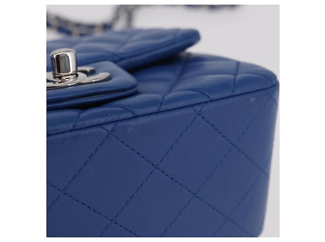 Borsa a tracolla CHANEL Chain Mini Matelasse in pelle d'agnello blu argento CC Auth 167777SM - vista 15