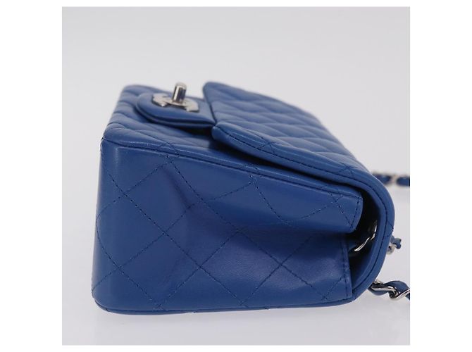 Borsa a tracolla CHANEL Chain Mini Matelasse in pelle d'agnello blu argento CC Auth 167777SM - vista 4