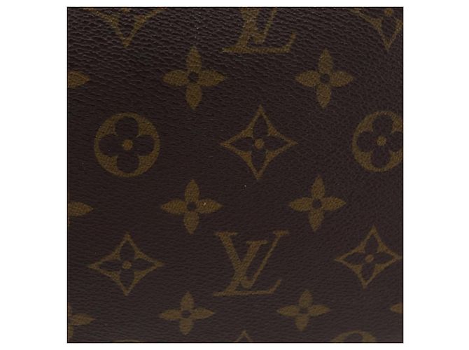 LOUIS VUITTON Monogram Compiegne 23 Clutch Bag M51847 LV Auth 207598 Monograma - vista 3