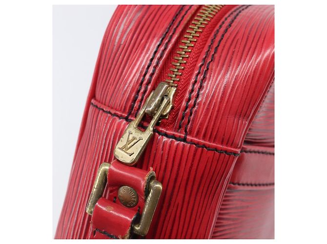 LOUIS VUITTON Epi Trocadero 23 Shoulder Bag Red M52307 LV Auth 206032 Rosso - vista 20