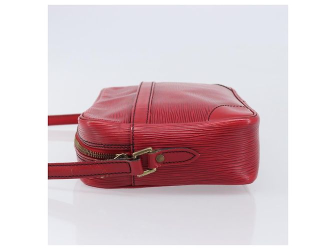 LOUIS VUITTON Epi Trocadero 23 Shoulder Bag Red M52307 LV Auth 206032 Rosso - vista 4