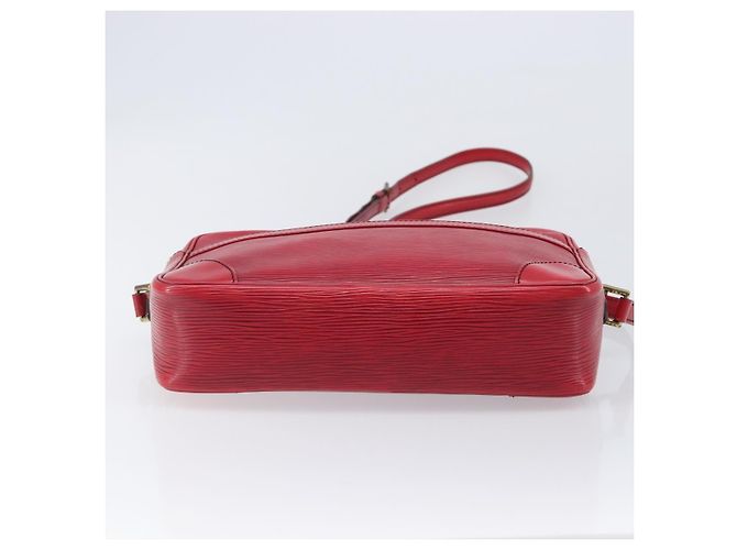 LOUIS VUITTON Epi Trocadero 23 Shoulder Bag Red M52307 LV Auth 206032 Rosso - vista 5