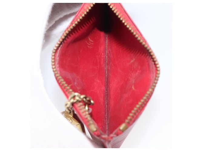 LOUIS VUITTON Epi Pochette Cles Coin Purse Red M63807 LV Auth 206937 Roja - vista 12