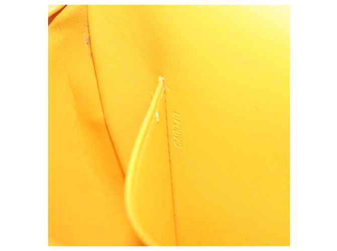 LOUIS VUITTON Monogram Vernis Thompson Street Bag Jaune M91123 LV Auth 206716 Giallo - vista 12