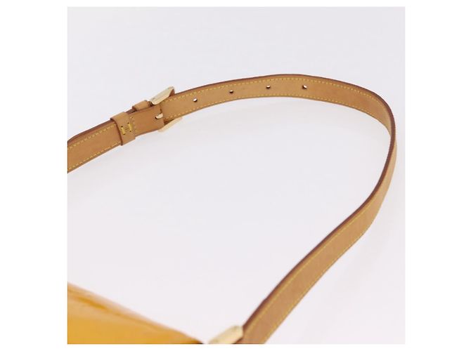 LOUIS VUITTON Monogram Vernis Thompson Street Bag Jaune M91123 LV Auth 206716 Giallo - vista 15