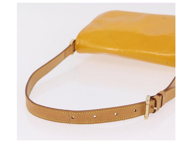 LOUIS VUITTON Monogram Vernis Thompson Street Bag Jaune M91123 LV Auth 206716 Giallo - vista 8