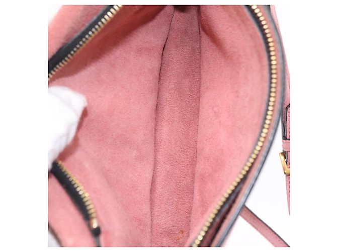 Bolsa de Ombro Miu Miu em Couro Rosa Tom Dourado Auth ka6523A - vista 11