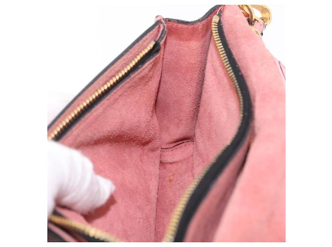 Bolsa de Ombro Miu Miu em Couro Rosa Tom Dourado Auth ka6523A - vista 28