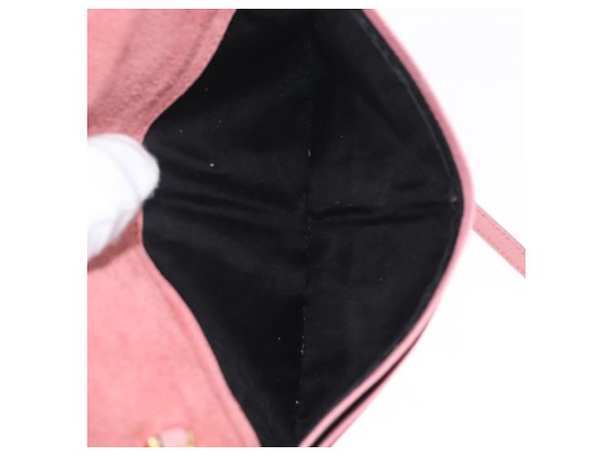 Bolsa de Ombro Miu Miu em Couro Rosa Tom Dourado Auth ka6523A - vista 31