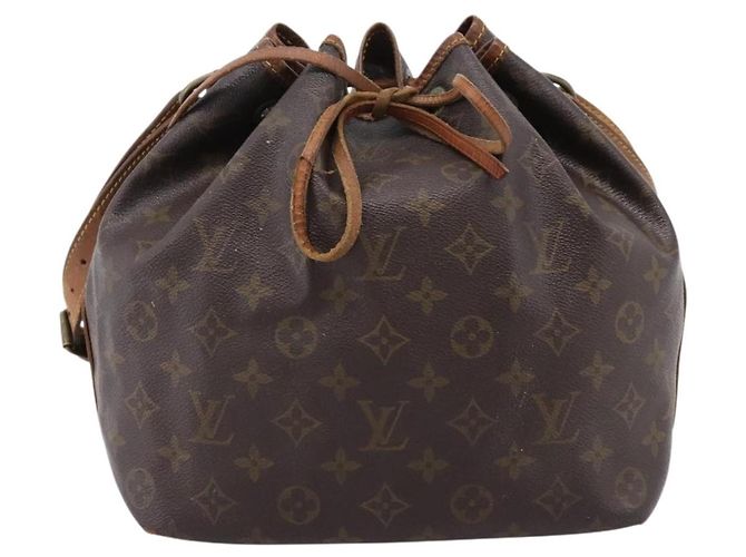 LOUIS VUITTON Monogram Petit Noe Shoulder Bag M42226 LV Auth 206621 Monograma - vista 13