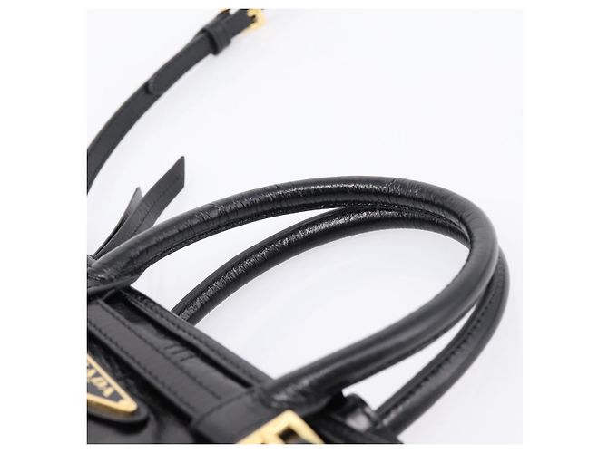 Bolso PRADA Bonnie de piel 2way Negro Oro Auth BA15756SAM Dorado - vista 14