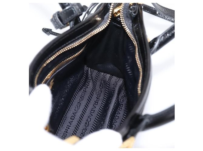 Bolso PRADA Bonnie de piel 2way Negro Oro Auth BA15756SAM Dorado - vista 22