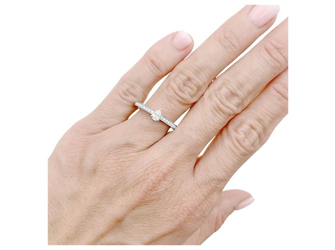 Anillo Chaumet "Triomphe de Chaumet", platino, diamantes. - vista 5
