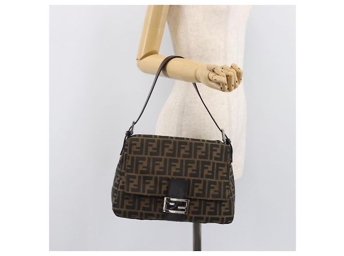 Borsa a Tracolla FENDI Zucca Canvas Mamma Baguette Nero Argento Auth BA16202V - vista 25