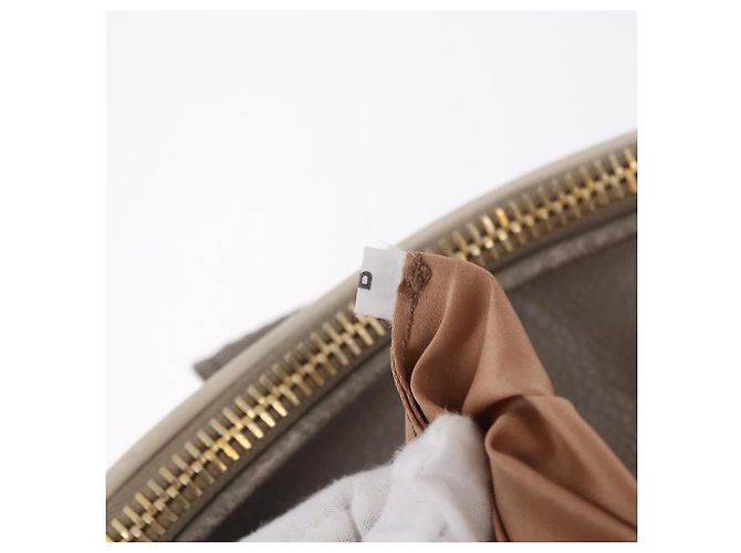 Borsa a mano Miu Miu in pelle 2way Beige tono oro Auth ka6438A - vista 12