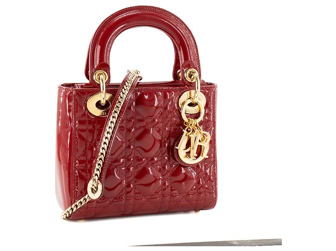 DIOR - Borsa a tracolla Lady Dior Mini in pelle cannage verniciata bordeaux Bordò - vista 2