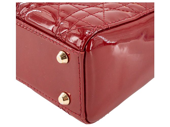 DIOR - Borsa a tracolla Lady Dior Mini in pelle cannage verniciata bordeaux Bordò - vista 6