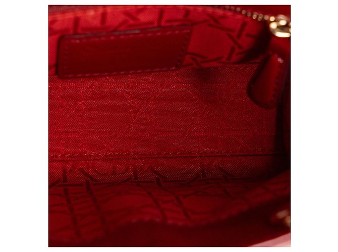 DIOR - Borsa a tracolla Lady Dior Mini in pelle cannage verniciata bordeaux Bordò - vista 8