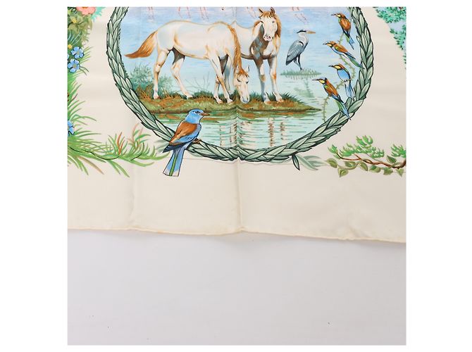 Hermès Carré 90 "Les Quatre Saisons" Seidentuch in Ivory Beige - Ansicht 16