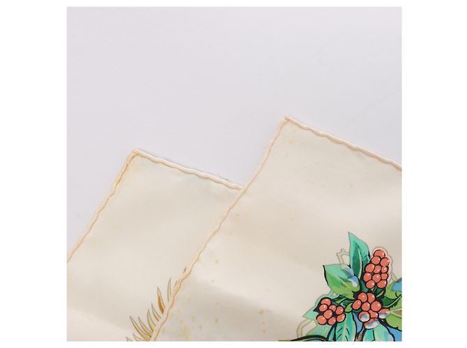 Hermès Carré 90 "Les Quatre Saisons" Seidentuch in Ivory Beige - Ansicht 2
