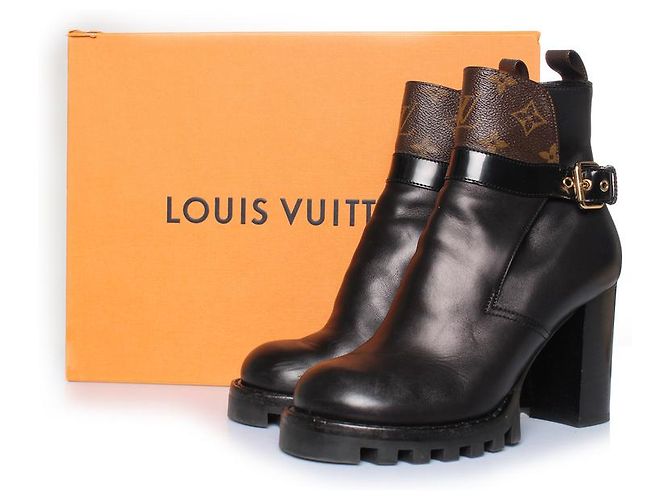 Louis Vuitton, botas de cano curto com fivela star trail Marrom Preto - vista 2