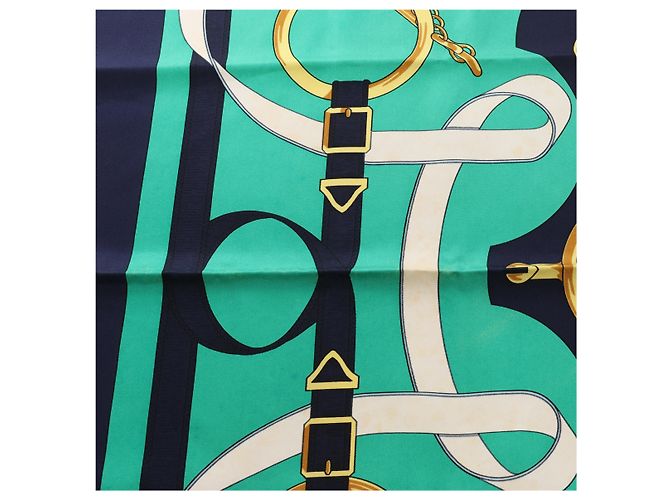 Hermès Carré 90 "Eperon d'or" Seidentuch in Marineblau - Ansicht 13