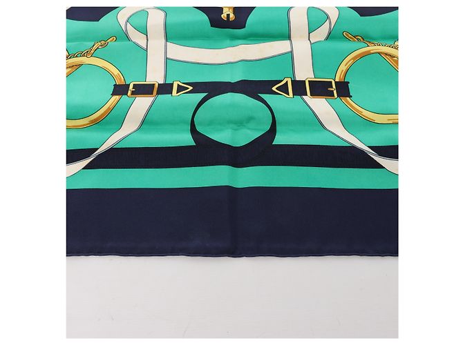 Hermès Carré 90 "Eperon d'or" Seidentuch in Marineblau - Ansicht 6