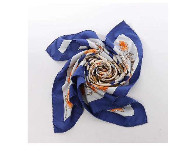 Garden Hermès Carré 90 "Les Jardiniers du Roy" Foulard di seta Blu - vista 13