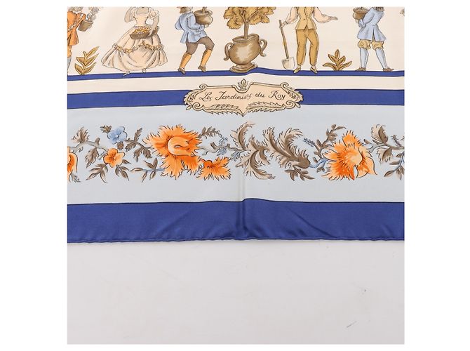 Garden Hermès Carré 90 "Les Jardiniers du Roy" Foulard di seta Blu - vista 6