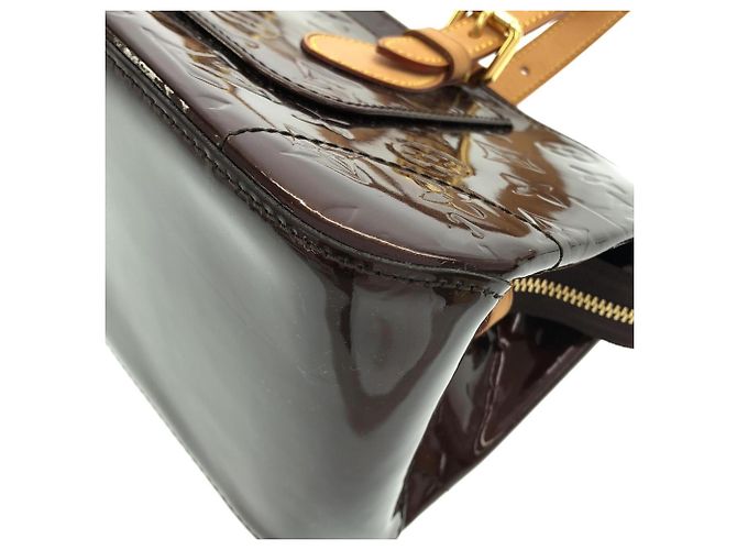 Sac à main Louis Vuitton Vernis Rosewood Avenue Bordeaux Violet - vue 3